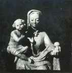 Madonna mit Kind und Erde