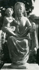 Madonna mit Kind und Erde
