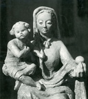 Madonna mit Kind und Erde