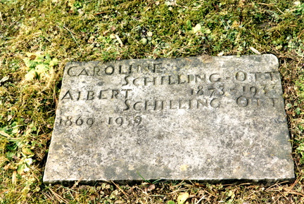 Schilling-Ott Grabmal