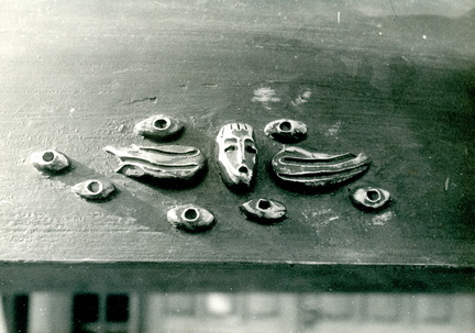 Glockenzier, detail